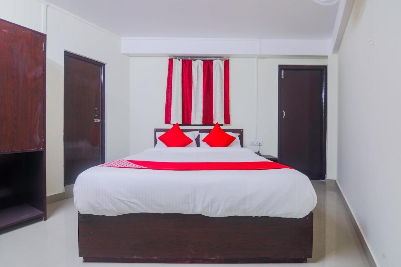 Oyo 18759 Nirvana Guest House Shillong Eksteriør billede