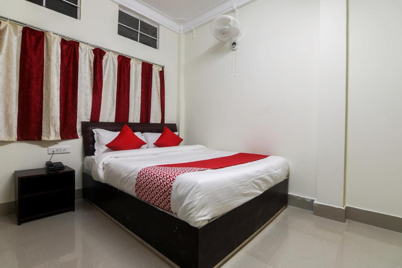Oyo 18759 Nirvana Guest House Shillong Eksteriør billede
